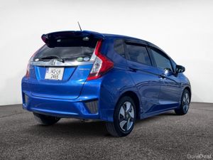 Honda Fit 2014 ** UPGRADE INFOTAINMENT SYSTEM** - Image 3