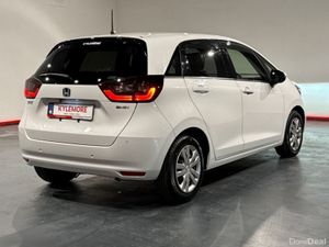 Honda Fit 1.5 HYBRID - AUTOMATIC - REVERSE CAMERA - Image 4