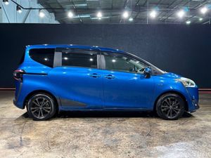 Toyota Sienta 1.8 HYBRID G EDITION - 7 SEATER - HE - Image 3