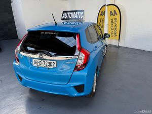 2016  Honda FIT/JAZZ 1.5 Hybrid automatic smart ke - Image 4