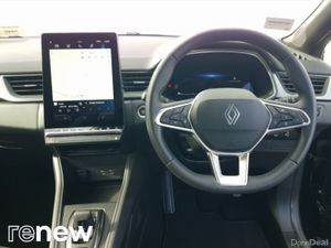 Renault Captur TECHNO E-TECH HYBRID - Image 2