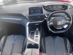 Peugeot 3008 ALLURE 1.6 BLUE HDI 120 4DR AUTOMATIC - Image 3