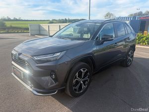 2023 Toyota Rav4 Dynamic 2.5 PHEV PAN ROOF - Image 4