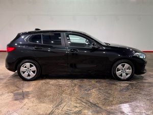 BMW 1-Series 118I 1.5 AUTOMATIC - FACTORY ALLOYS - - Image 3