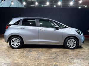 Honda Fit 1.5L HYBRID - PUSH START/STOP BUTTON - R - Image 3