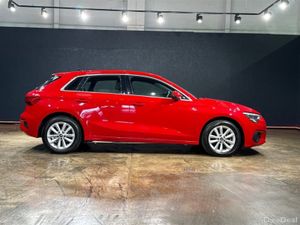 Audi A3 1.0 AUTOMATIC - FACTORY ALLOYS - DIGITAL S - Image 3