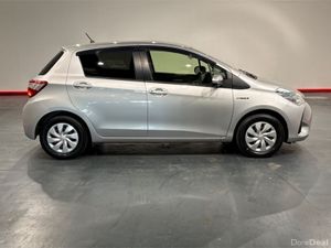 Toyota Vitz 1.5 HYBRID AUTOMATIC - LOW MILEAGE - E - Image 3