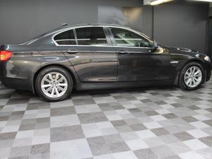 BMW 5-Series 520 Automatic - Image 2