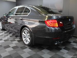 BMW 5-Series 520 Automatic - Image 3