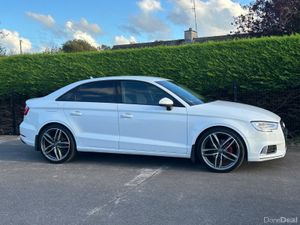 17Audi A3 1.6 tdi Sport. Immaculate €13495 inc Vrt - Image 3