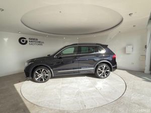 Volkswagen Tiguan 1.4 TSI eHybrid R-Line 5dr DSG - Image 4