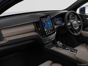 Volvo XC60 T6 PLUS DARK *200KMS EV RANGE* € PER WE - Image 4