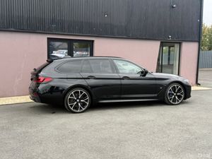 BMW 5-Series M SPORT MHEV AUTO 520 D TOURING - Image 4