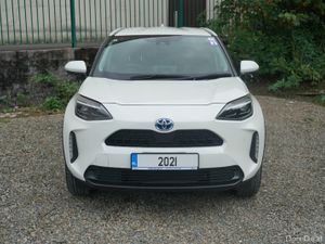 2021 Toyota Yaris Cross Hybrid - Image 2