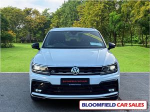 Volkswagen Tiguan 2.0TDI R-LINE , AUTO // LOW MILE - Image 2