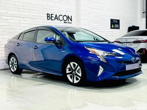 ONLY 21,000 MILES*LUXURY HYBRID TOYOTA PRUIS - Image 4