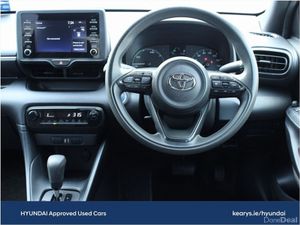 Toyota Yaris YARIS HYBRID X - FINANCE ARRANGED - Image 4
