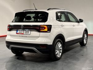 Volkswagen T-Cross LIFE 1.0 - MANUAL - ALLOY WHEEL - Image 4