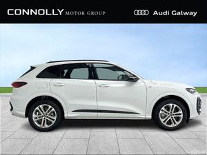 Audi Q5 €639 p/m -E-HYBRID S-LINE QUATTRO A/T - Image 4