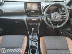 Toyota Yaris Cross HIGH SPEC ** ELEC TAILGATE ** H - Image 2