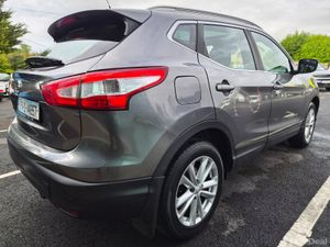 Nissan Qashqai 2017 1.5L Diesel Manual - Image 3