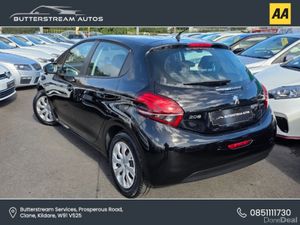 Peugeot 208 1.2 AUTO ONLY 15 K KMS - Image 4