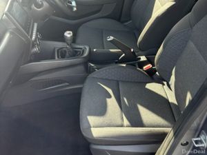 Renault Clio 2023 - Image 2