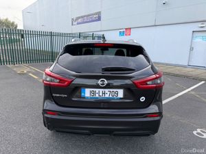 Nissan Qashqai 1.2 PETROL, SV MODEL, ONLY 48K MILE - Image 3