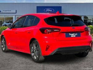 Ford Focus 1.0 EcoBoost ST-Line 5dr - Image 2