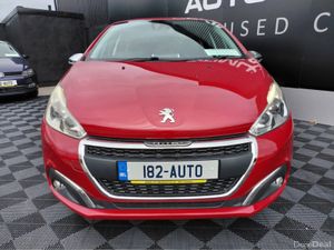 Peugeot 208 Peugeot 208, 1.2 petrol, auto, alloys, - Image 3