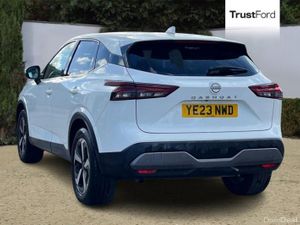 Nissan Qashqai 1.3 DiG-T MH 158 N-Connecta 5dr 4WD - Image 2