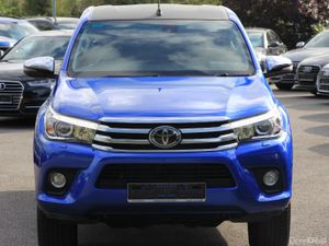 Hilux Invincible Auto * Low Kms - Image 2