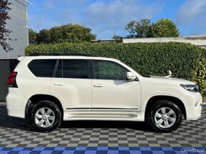 Toyota Land Cruiser PRADO TX L-PACKAGE AWD 7-SEATE - Image 3
