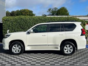 Toyota Land Cruiser PRADO TX L-PACKAGE AWD 7-SEATE - Image 4