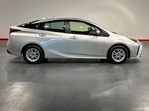 Toyota Prius 1.8 HYBRID AUTOMATIC - TOYOTA SAFETY - Image 3
