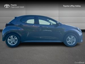 Toyota Yaris Yaris HEV LUNA - Image 3