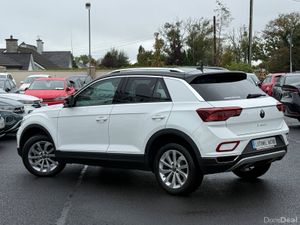 242 VW T-ROC STYLE 1.5 150BHP AUTO PETROL - Image 3