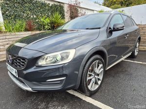 Volvo V60 2.0 D4 / SE CROSS COUNTRY HIGH SPEC / TA - Image 3