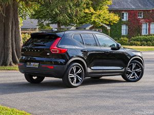 Volvo XC40 2021 - Image 4