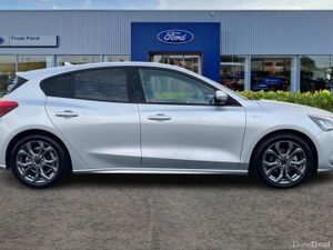 Ford Focus 1.0T EcoBoost MHEV ST-Line Hatchback 5d - Image 3
