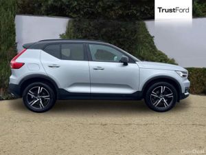 Volvo XC40 2.0 D3 R-Design SUV 5dr Diesel Manual E - Image 3