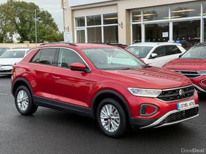 231 VW T-ROC 1.5 ACTIVE 150BHP AUTO - Image 4