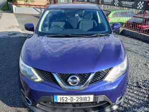 Automatic Nissan Qashqai 2015 1.2 petrol - Image 3