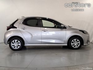 Toyota Yaris 1.5 - Image 2