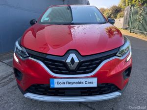 Renault Captur EVOLUTION TCE 5DR AS NEW CAR!! - Image 2