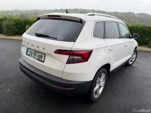 2021 (212) Skoda Karoq Ambition 2.0 Diesel 115hp - Image 3