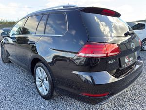 Vw Golf 1.2 Tsi COMFORTLINE Automatic - Image 4