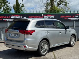 MITSUBISHI OUTLANDER AUTOMATIC “60,000KMS” 2019 - Image 4