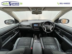 Mitsubishi Outlander 2.0 PHEV, Automatic - Image 2