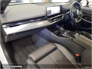 BMW i5 M Sport Pro |  eDrive 40 |  83.9 kWh | Broo - Image 2